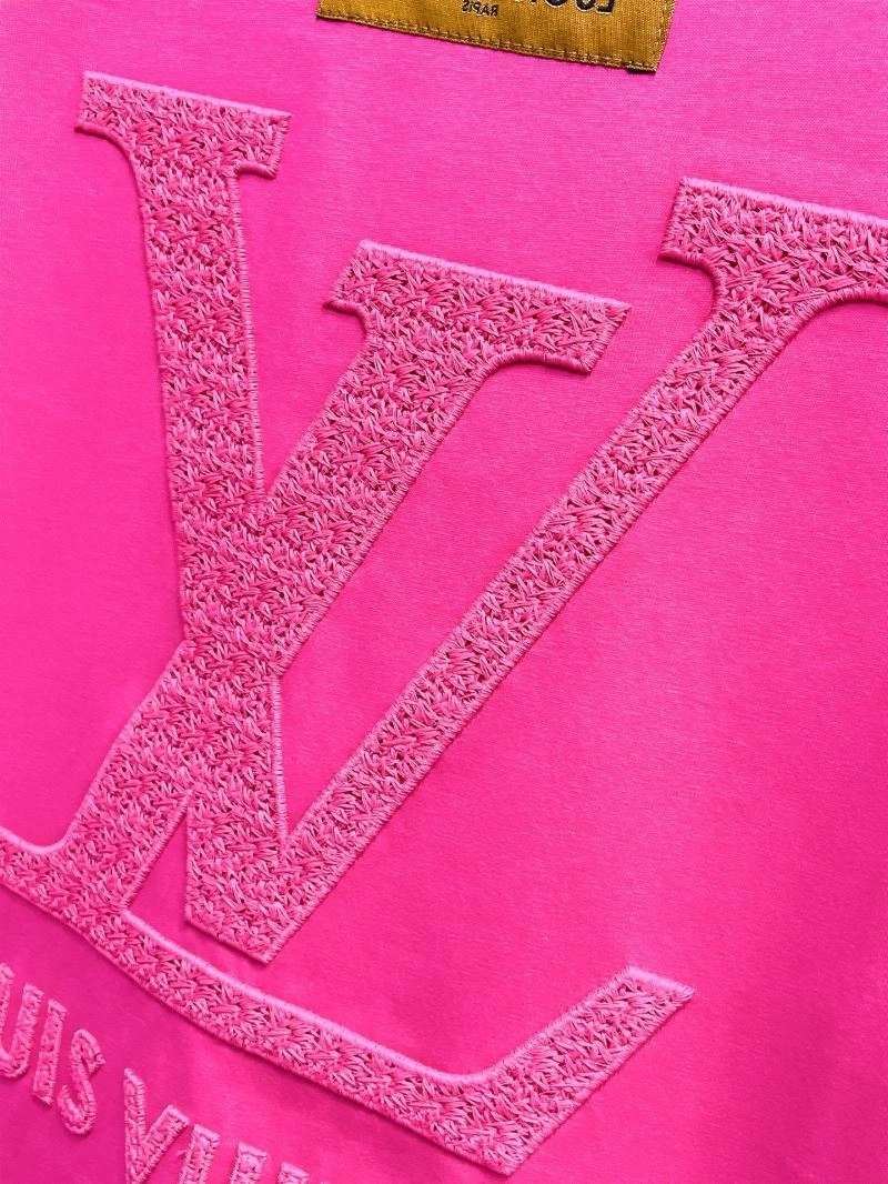 Louis Vuitton T-Shirts Breathable 133519