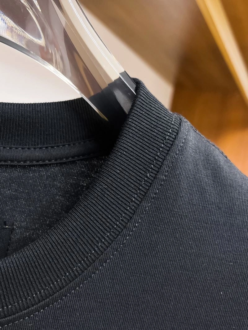 Lightweight Louis Vuitton T-Shirts 133518