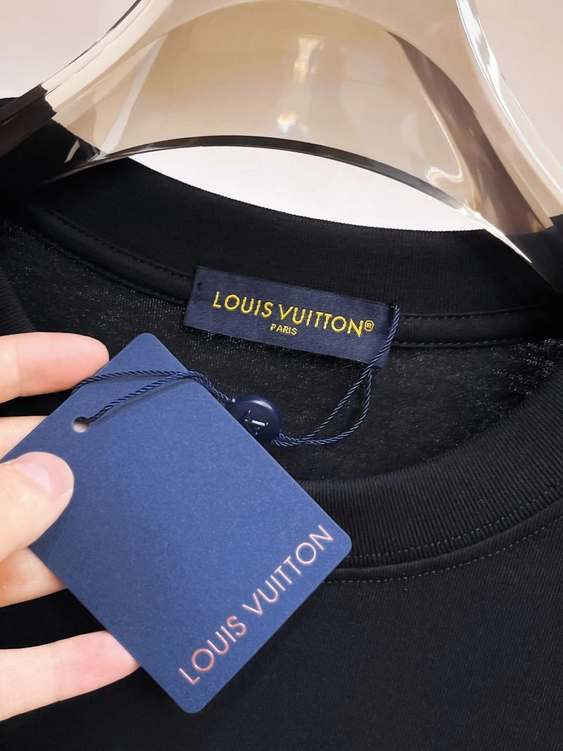 Durable Louis Vuitton T-Shirts 133528