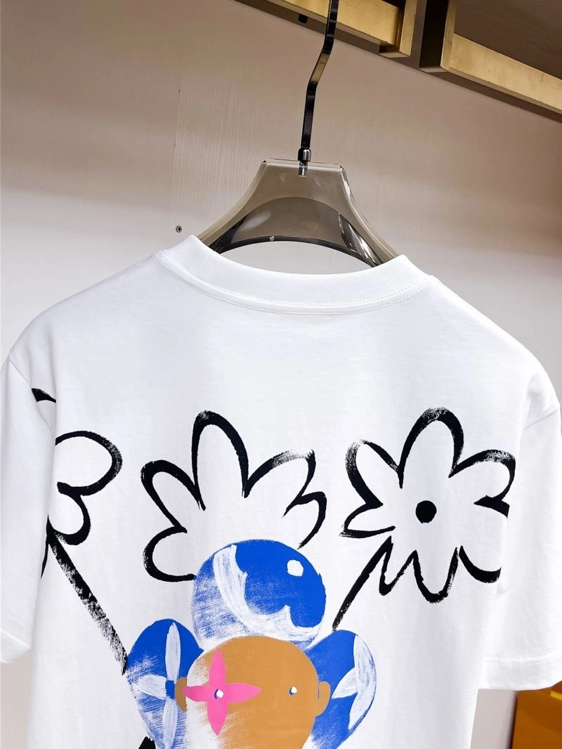 Durable Louis Vuitton T-Shirts 133513