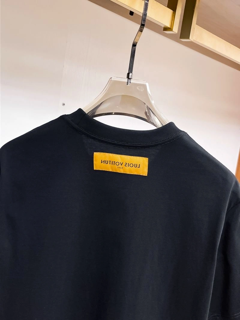 WeatherProof Louis Vuitton T-Shirts 133511
