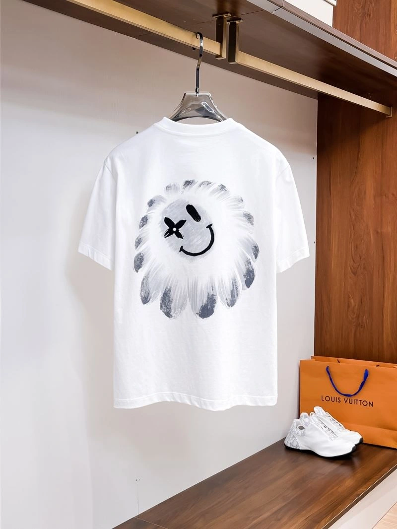 Louis Vuitton T-Shirts WeatherProof 133516