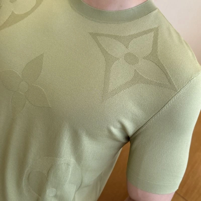 ZipUp Louis Vuitton T-Shirts 133504
