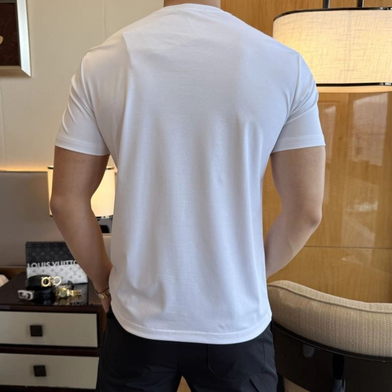 Louis Vuitton T-Shirts UrbanChic 133483