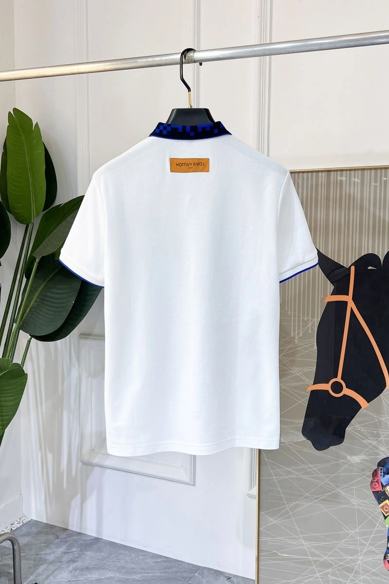 Sustainable Louis Vuitton T-Shirts 133497