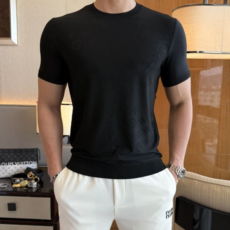 Stretchable Louis Vuitton T-Shirts 133485