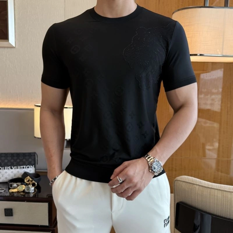 Stretchable Louis Vuitton T-Shirts 133485