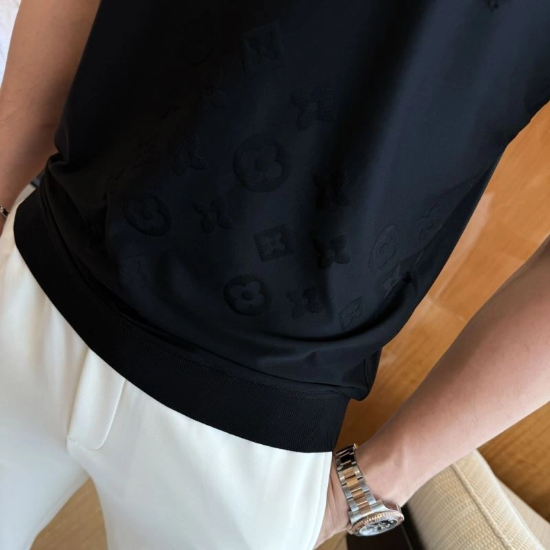 Stretchable Louis Vuitton T-Shirts 133485
