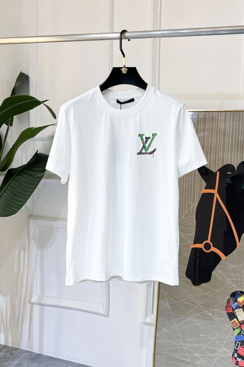 Lightweight Louis Vuitton T-Shirts 133503