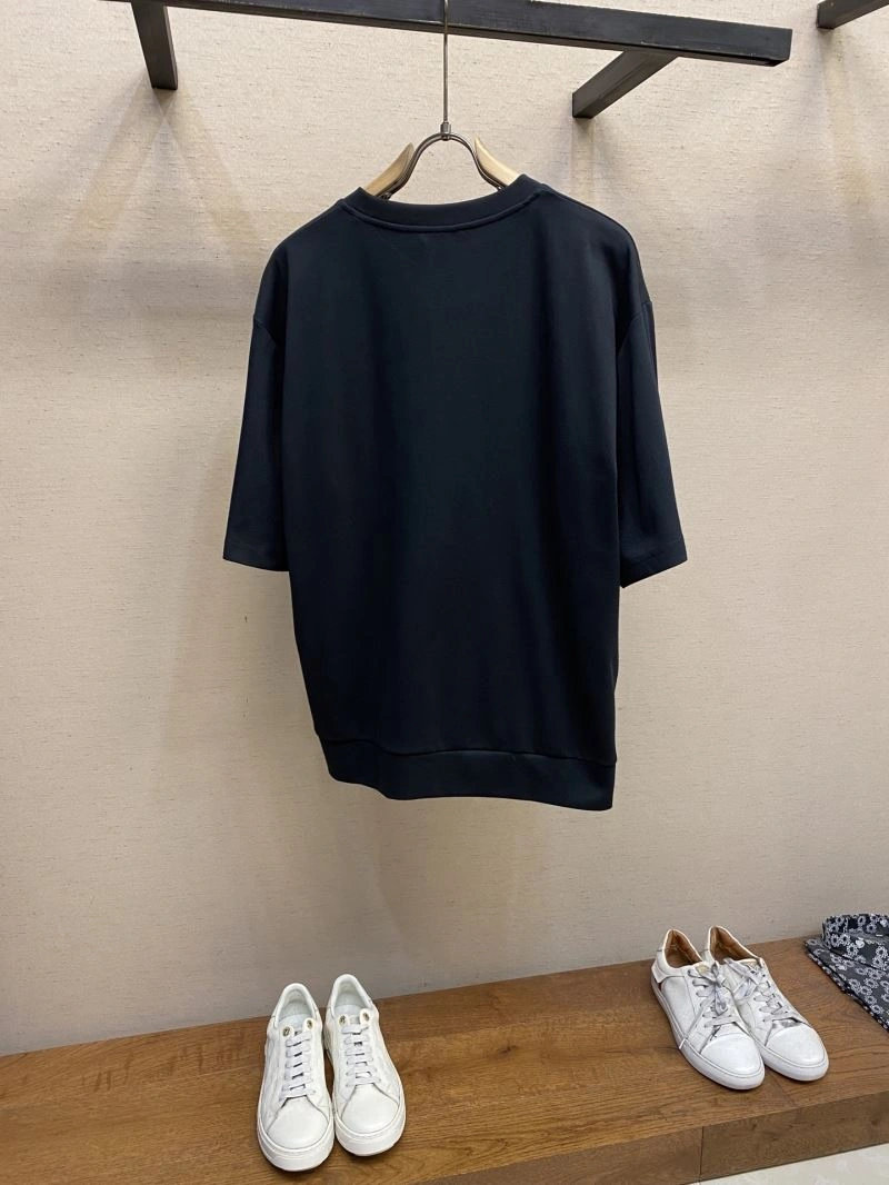 Elegant Louis Vuitton T-Shirts 133482