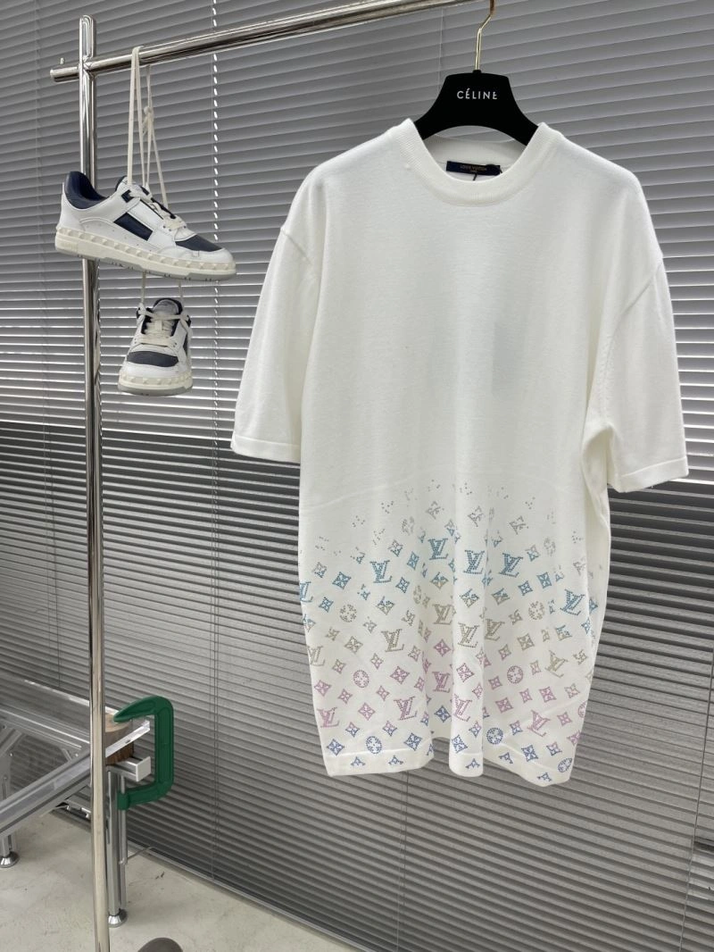 Louis Vuitton T-Shirts FashionForward 133550