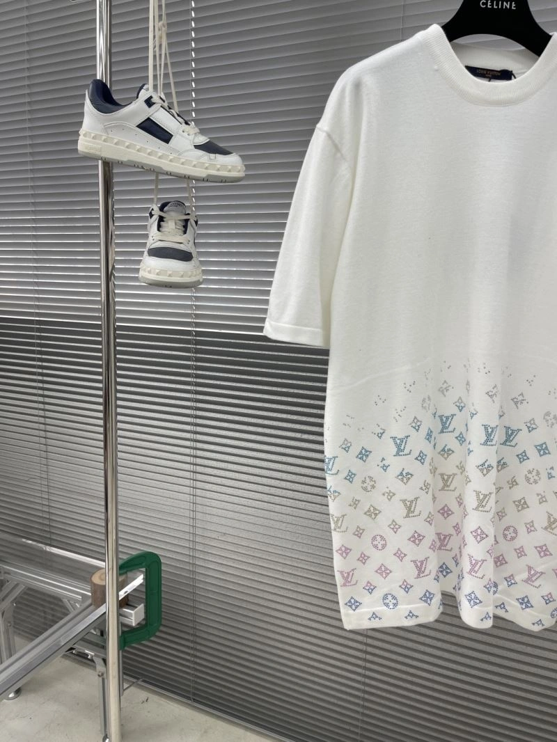 Louis Vuitton T-Shirts FashionForward 133550