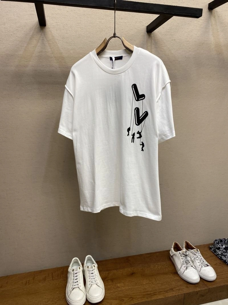 Louis Vuitton T-Shirts Stretchable 133493