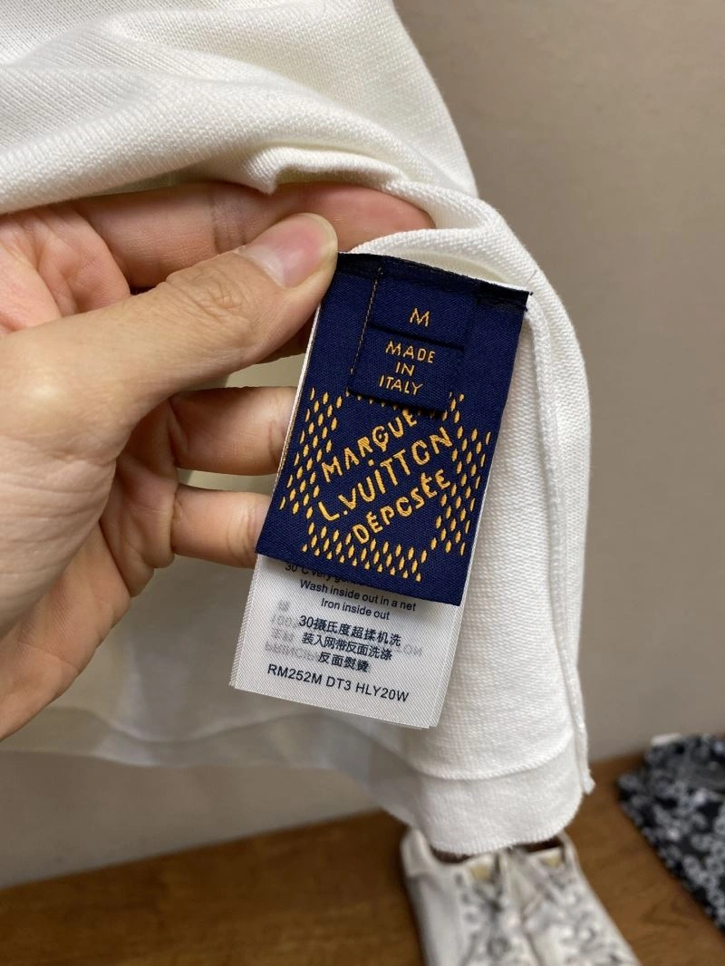 Louis Vuitton T-Shirts ZipUp 133479
