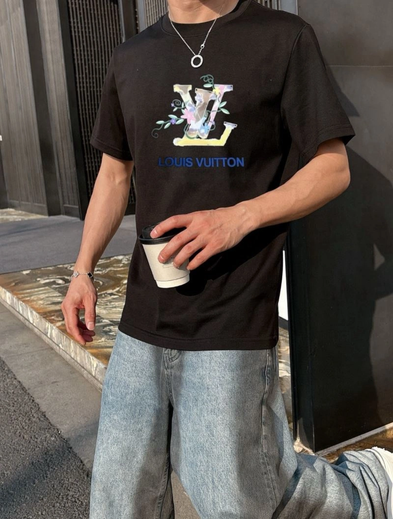 Louis Vuitton T-Shirts TimelessDesign 133475