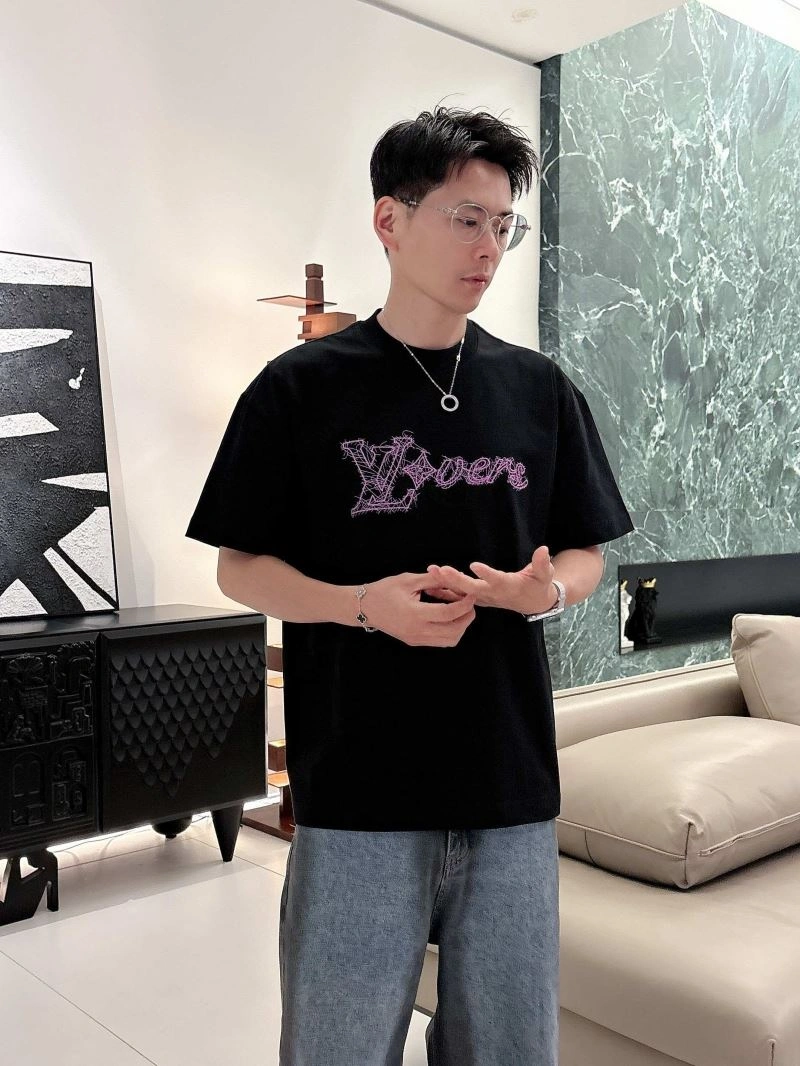 Upgraded Louis Vuitton T-Shirts 133472