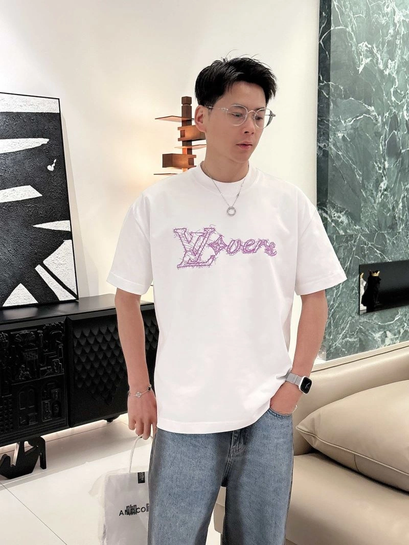 Comfortable Louis Vuitton T-Shirts 133470