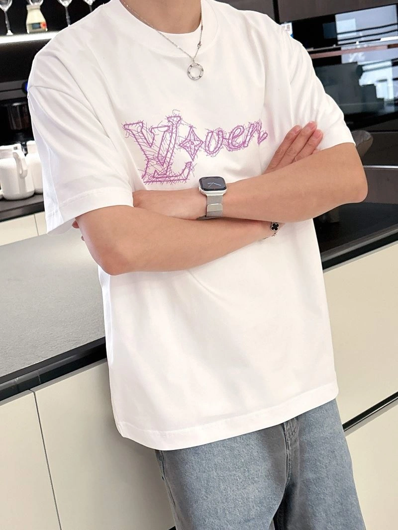 Comfortable Louis Vuitton T-Shirts 133470