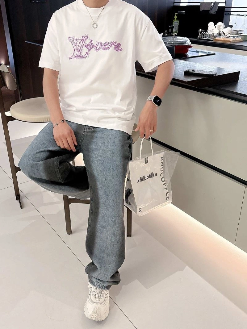 Comfortable Louis Vuitton T-Shirts 133470