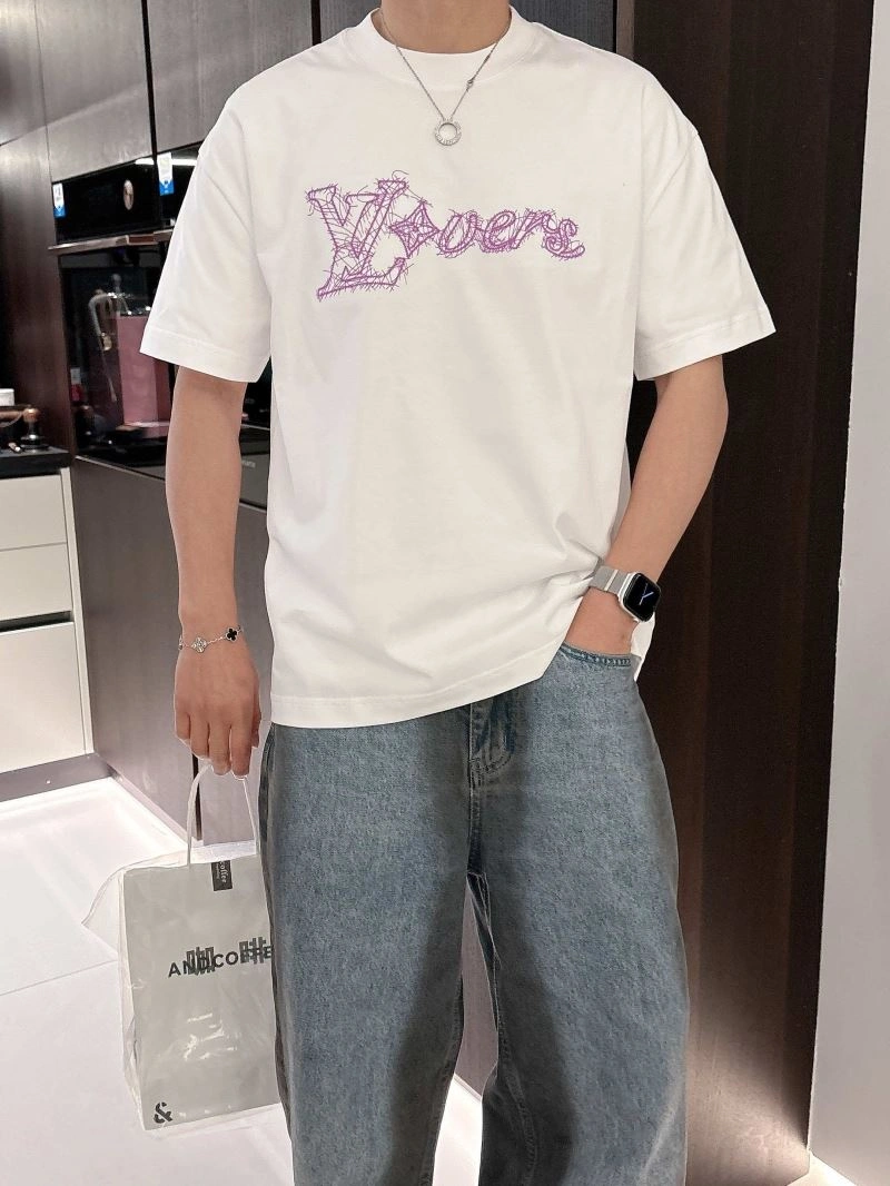 Comfortable Louis Vuitton T-Shirts 133470