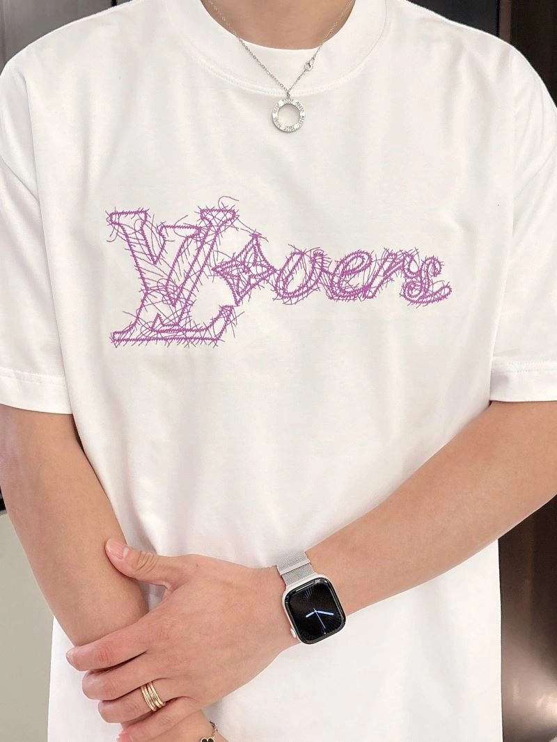 Comfortable Louis Vuitton T-Shirts 133470