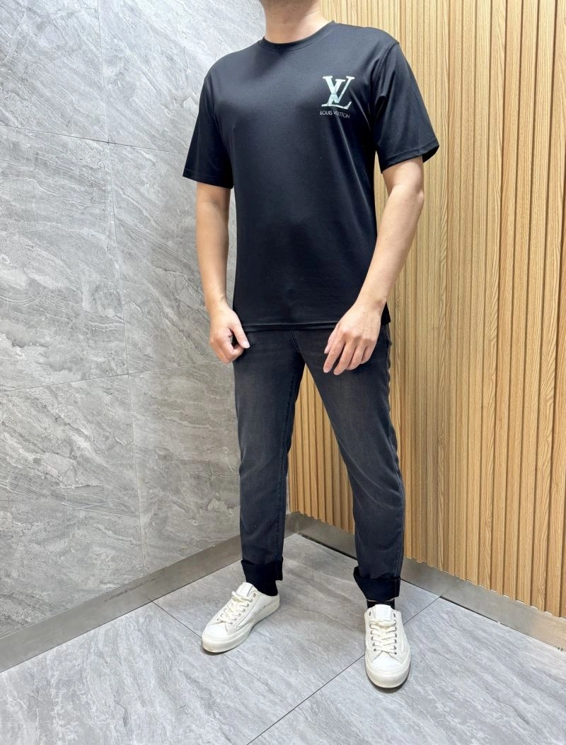 Louis Vuitton T-Shirts QuickDry 133451