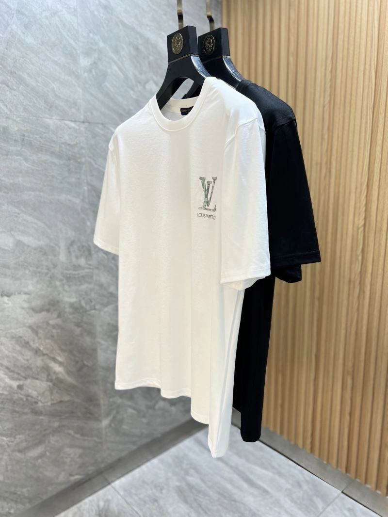 Louis Vuitton T-Shirts Bold 133444