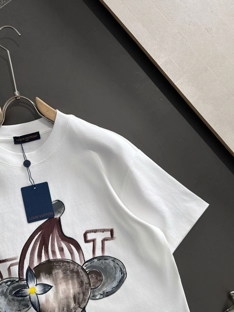 Louis Vuitton T-Shirts Neat 133443