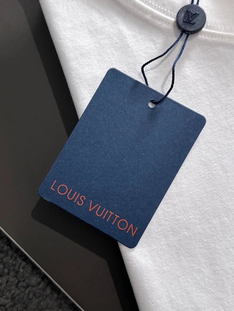 Louis Vuitton T-Shirts Neat 133443