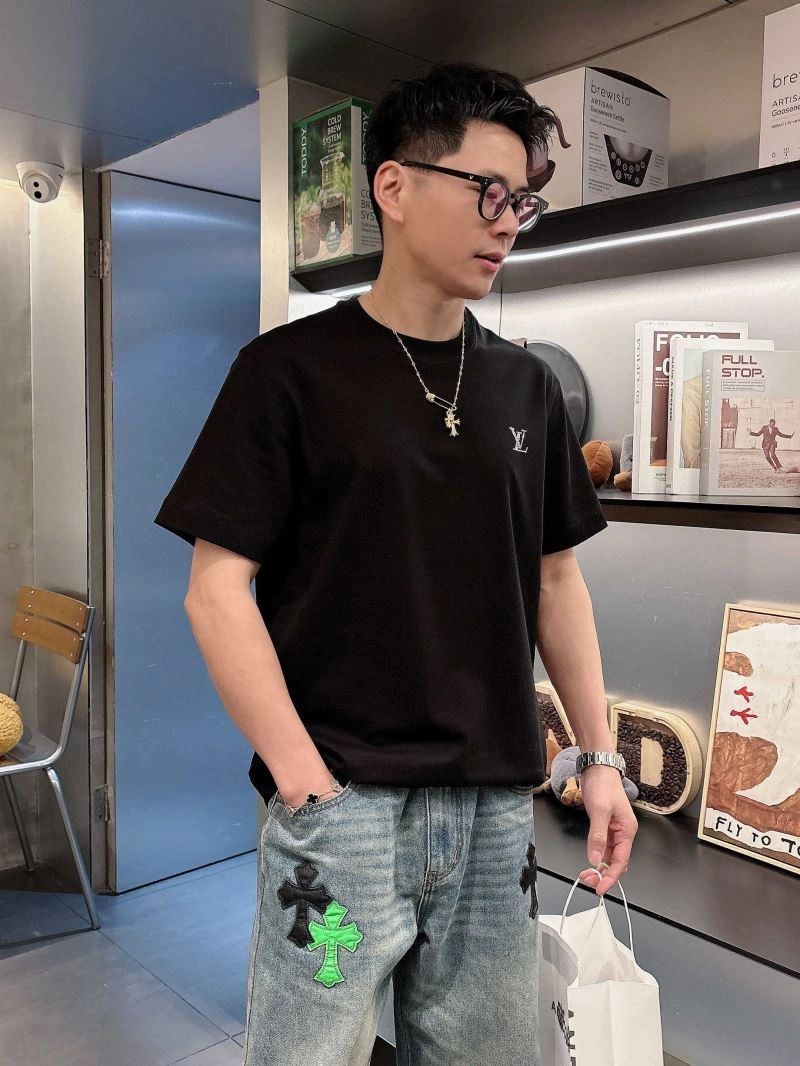 WeatherProof Louis Vuitton T-Shirts 133463