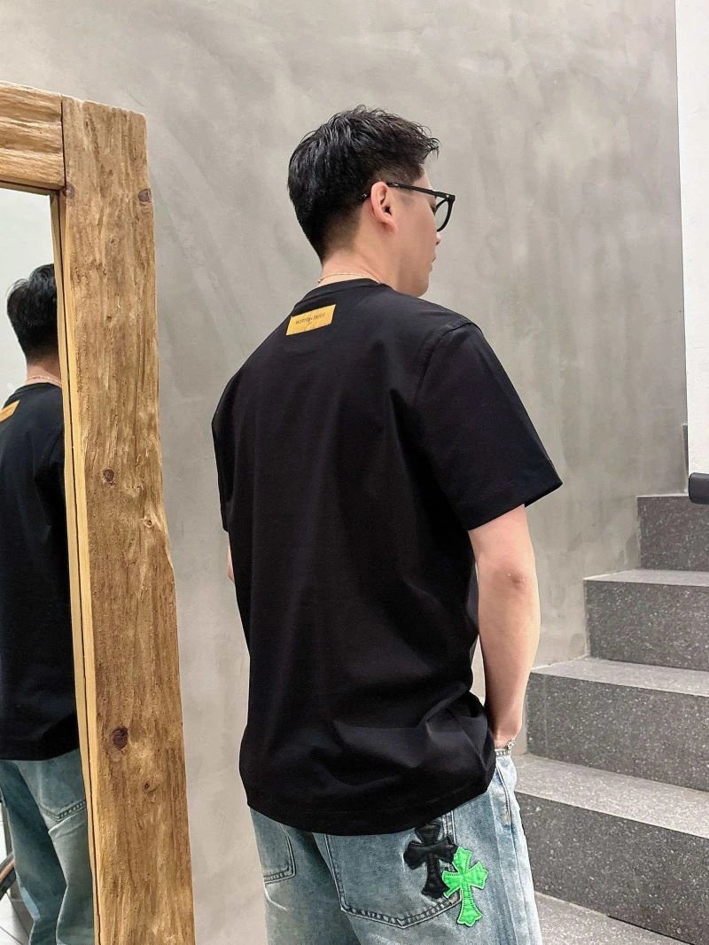 WeatherProof Louis Vuitton T-Shirts 133463