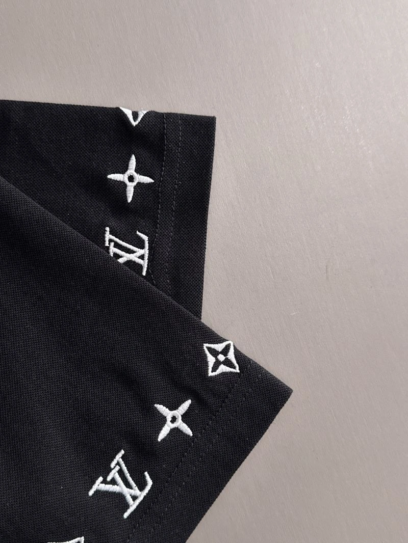 Cozy Louis Vuitton T-Shirts 133439