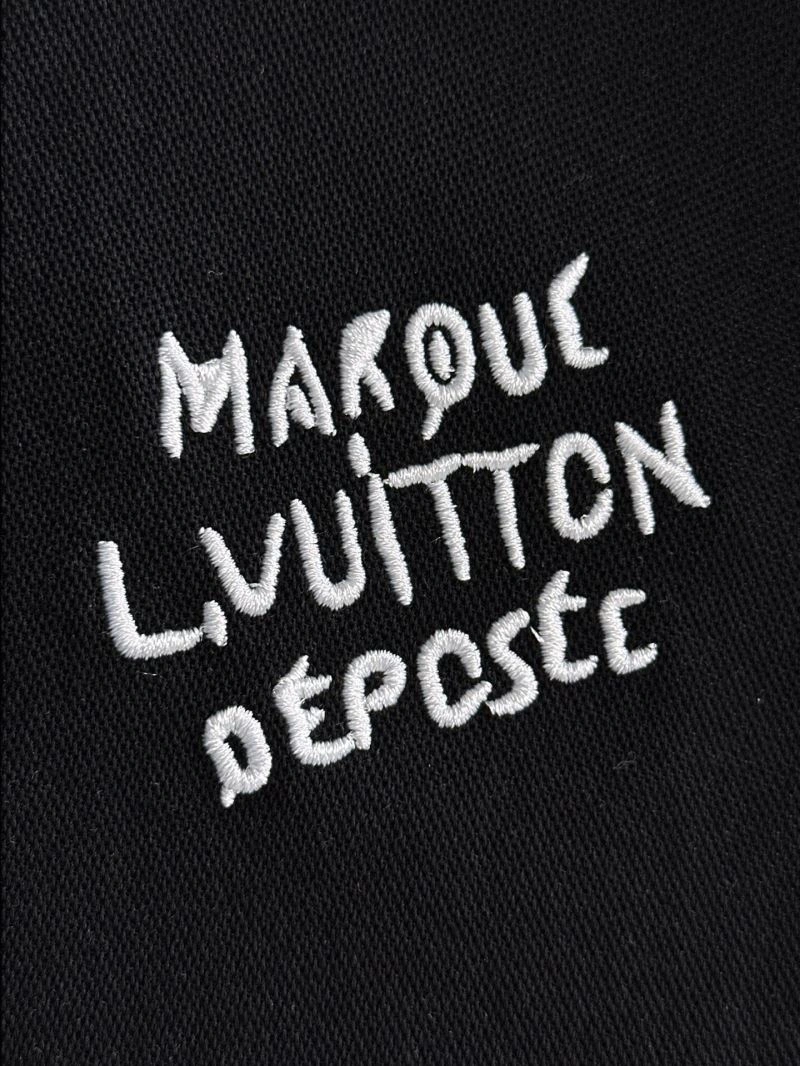 Louis Vuitton T-Shirts Lightweight 133459