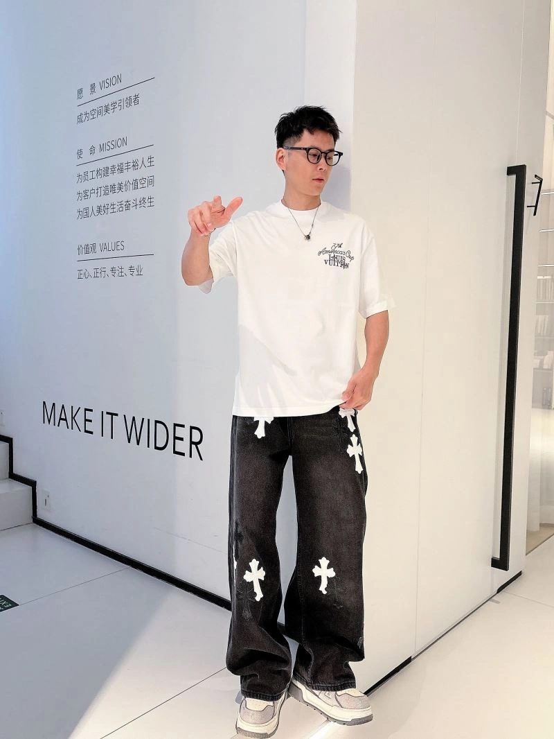Louis Vuitton T-Shirts Trendy 133456