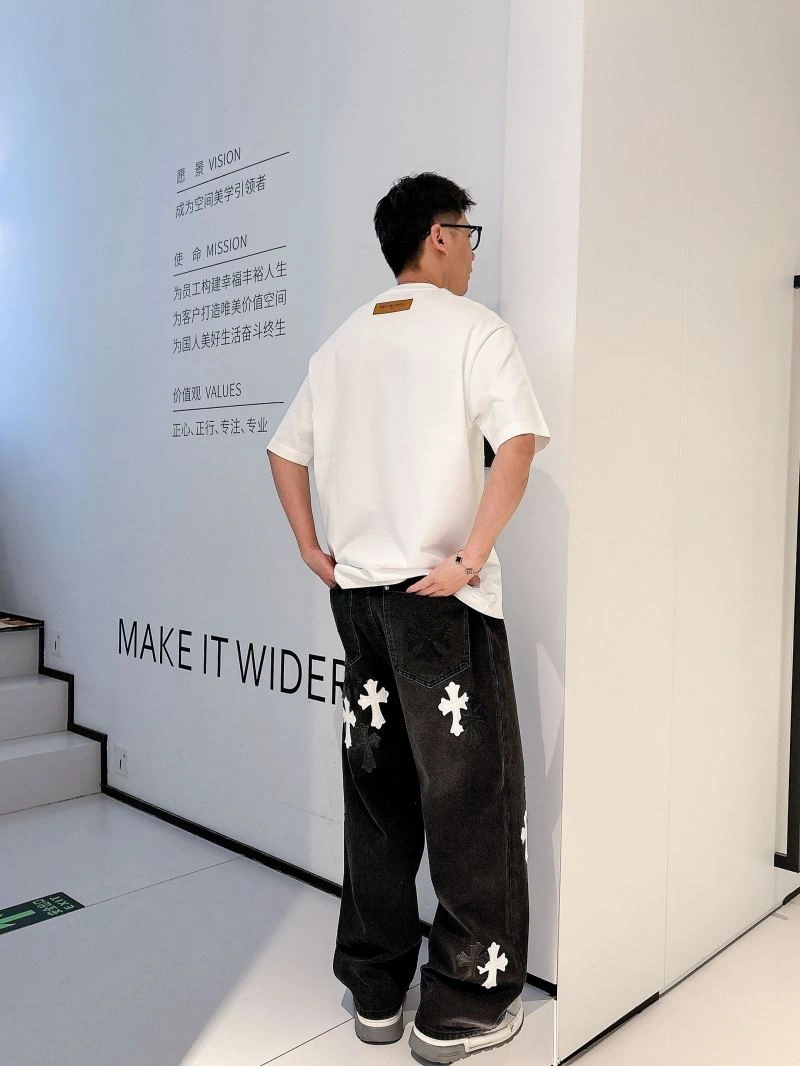 Louis Vuitton T-Shirts Trendy 133456