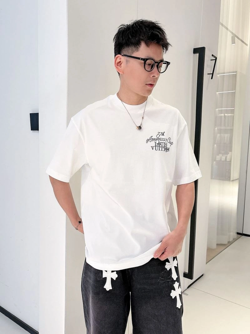 Louis Vuitton T-Shirts Trendy 133456