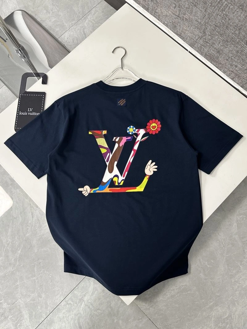 Louis Vuitton T-Shirts Resilient 133435