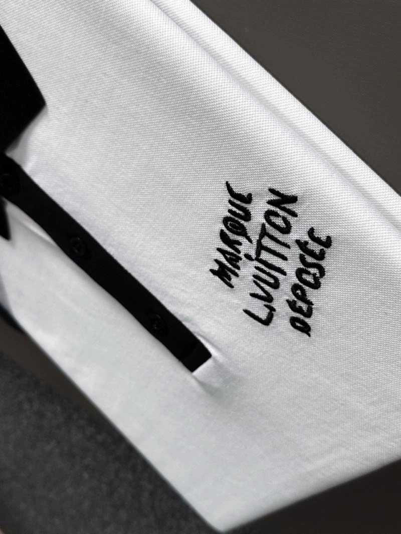 Breathable Louis Vuitton T-Shirts 133431