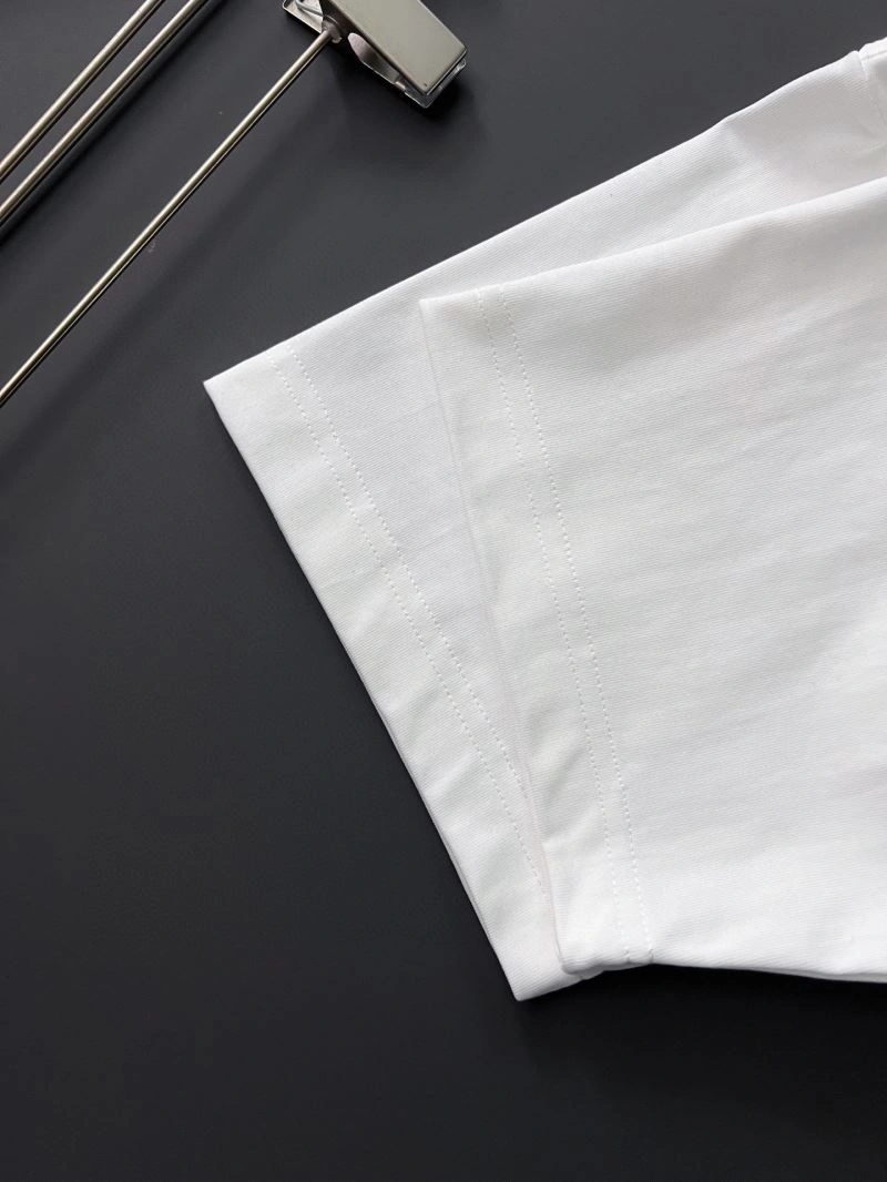 Louis Vuitton T-Shirts Durable 133438