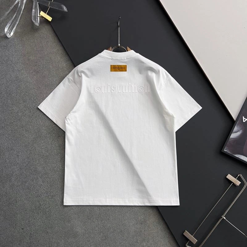 Louis Vuitton T-Shirts Durable 133438