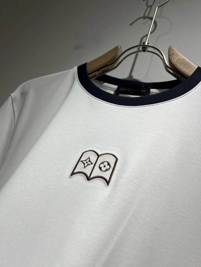 Louis Vuitton T-Shirts Popular 133432