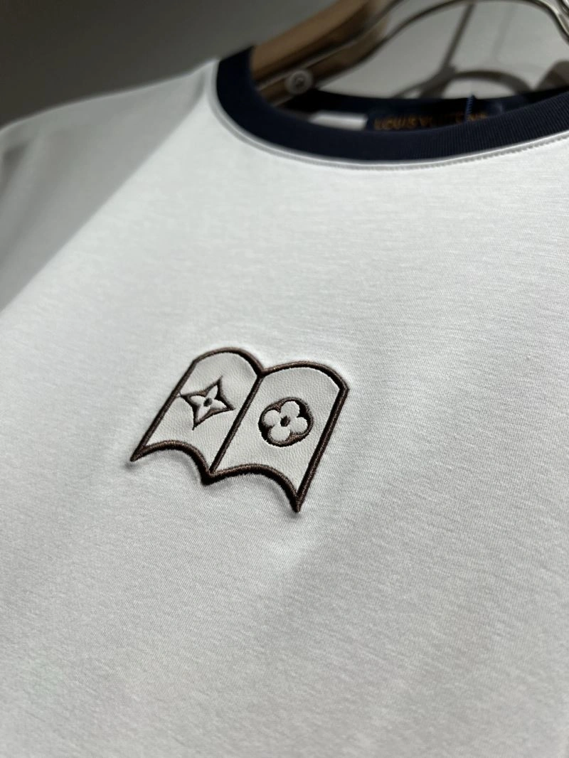 Louis Vuitton T-Shirts Popular 133432