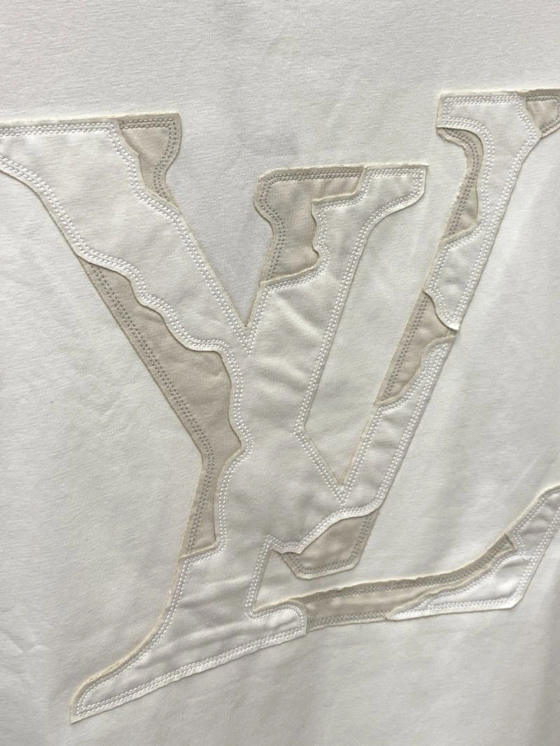 AllSeason Louis Vuitton T-Shirts 133415