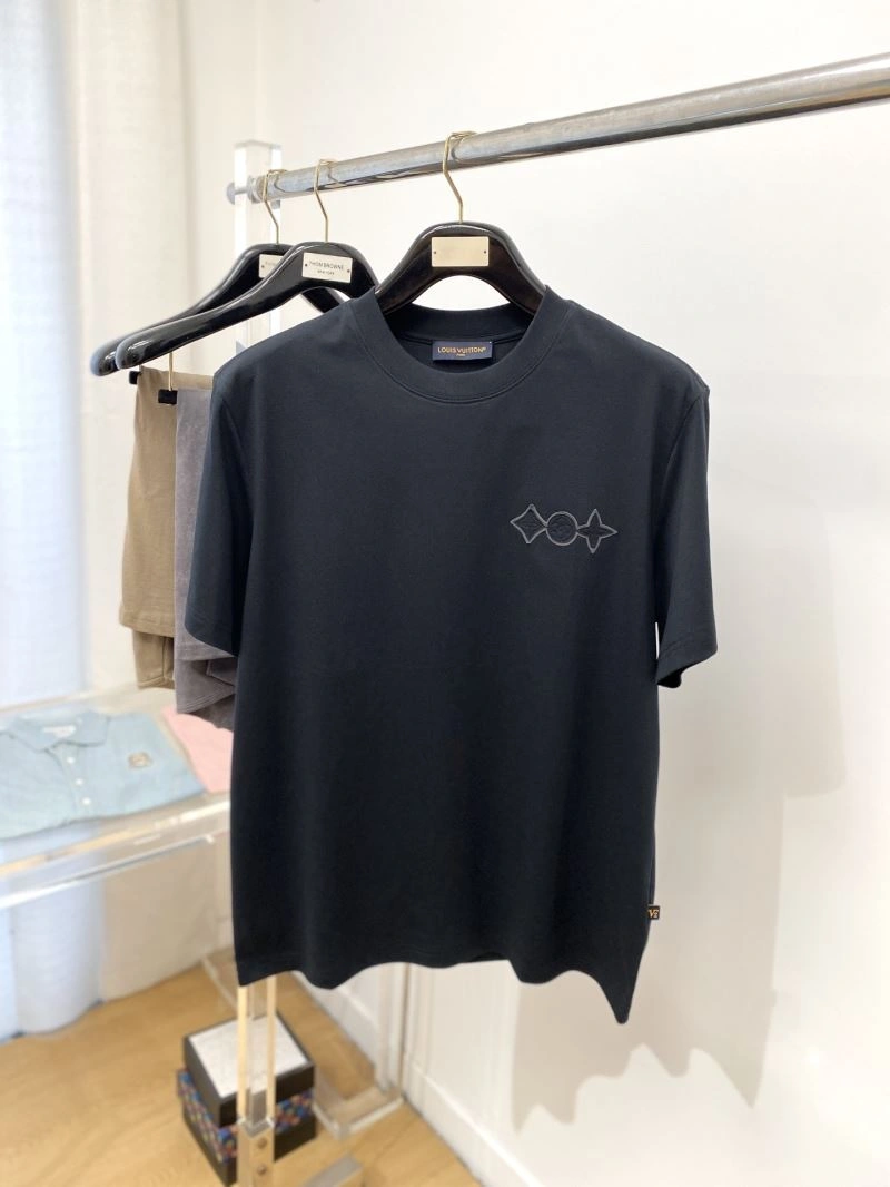 WaterResistant Louis Vuitton T-Shirts 133420