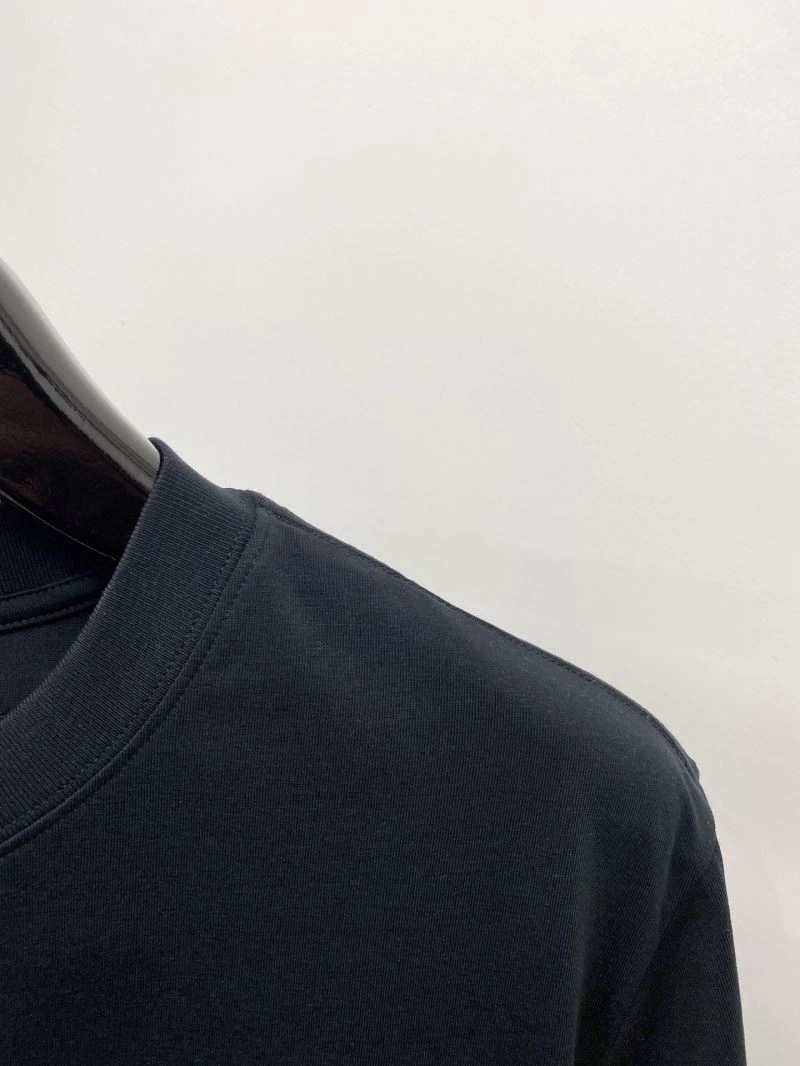 WaterResistant Louis Vuitton T-Shirts 133420