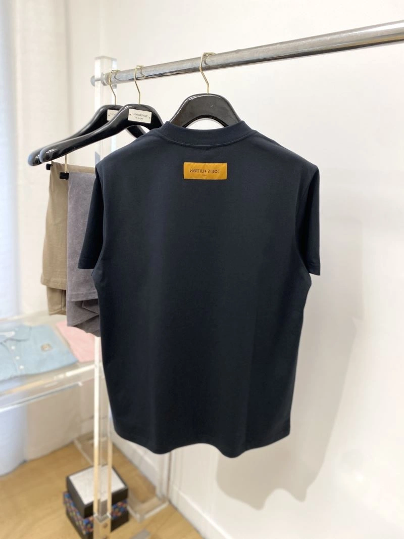WrinkleFree Louis Vuitton T-Shirts 133412
