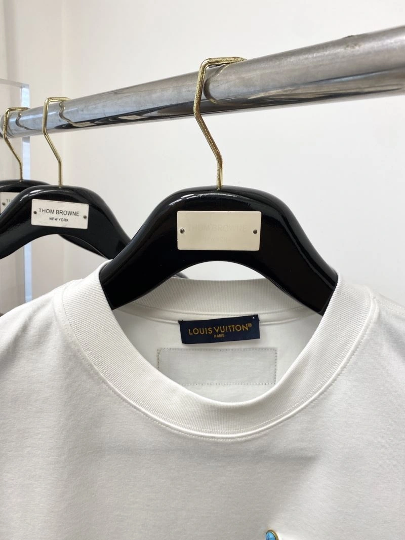 Louis Vuitton T-Shirts Affordable 133416