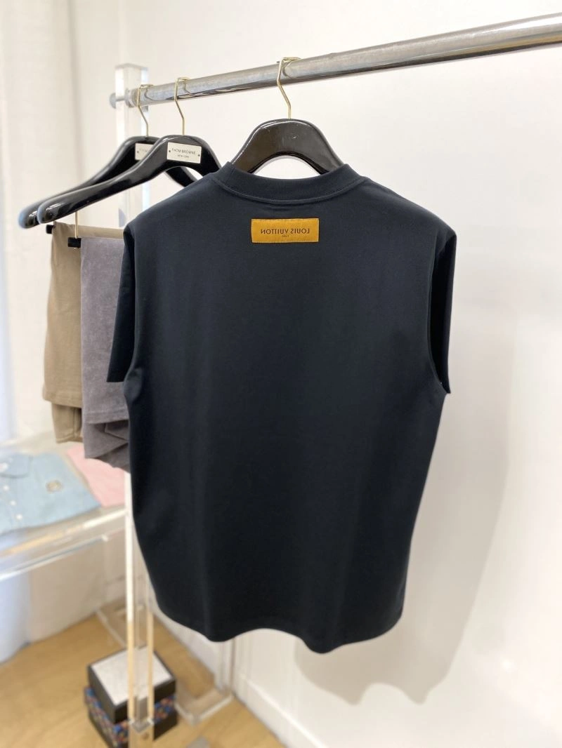 Louis Vuitton T-Shirts Youthful 133397