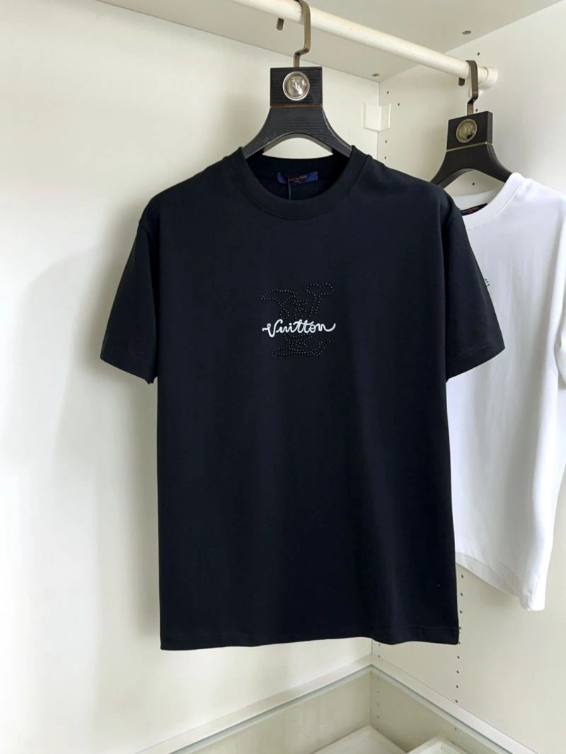Louis Vuitton T-Shirts Affordable 133423