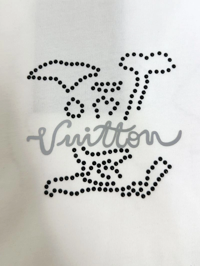 Louis Vuitton T-Shirts Affordable 133423